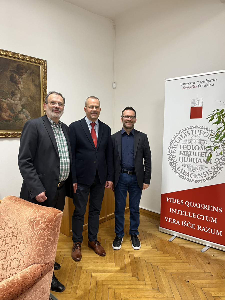 Gostovanje profesorja in asistenta iz Tučije